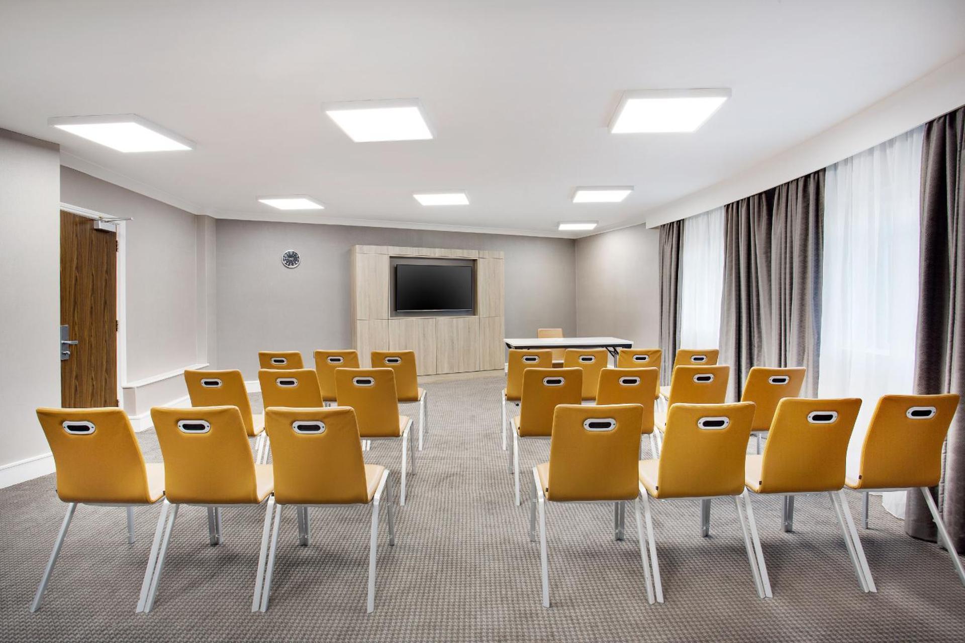Meeting/conference room