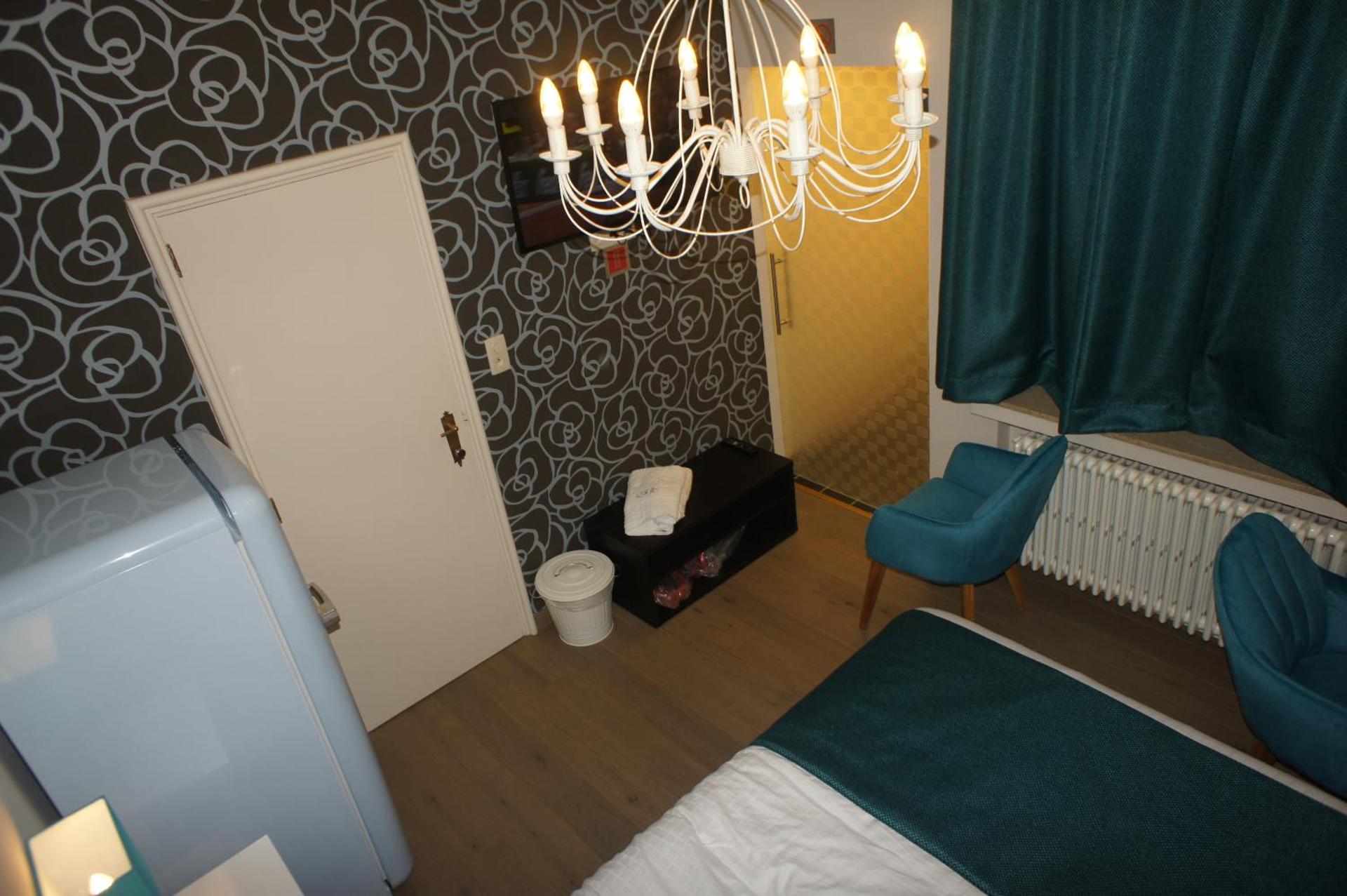 J and R Brussels City Apartment