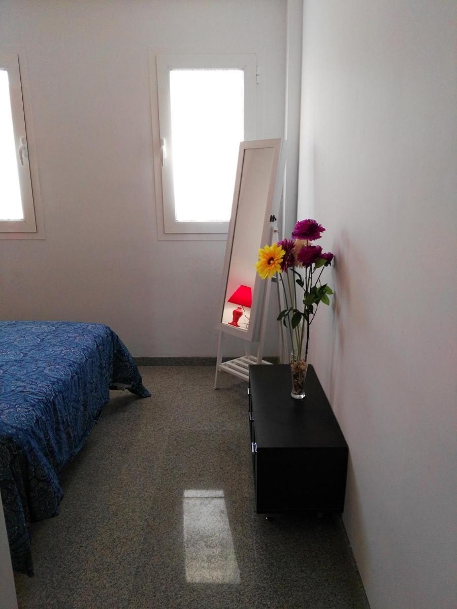 Velez Nazari Cambriles