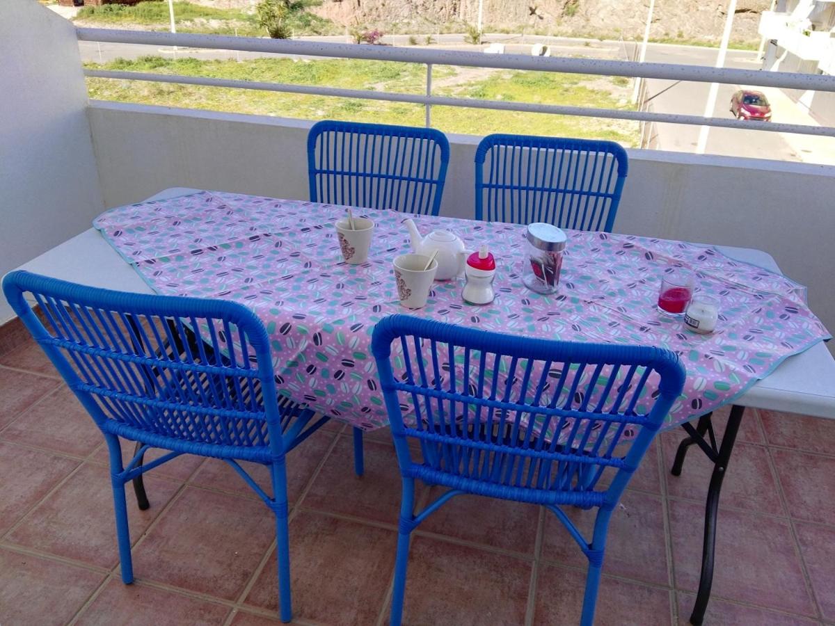 Velez Nazari Cambriles