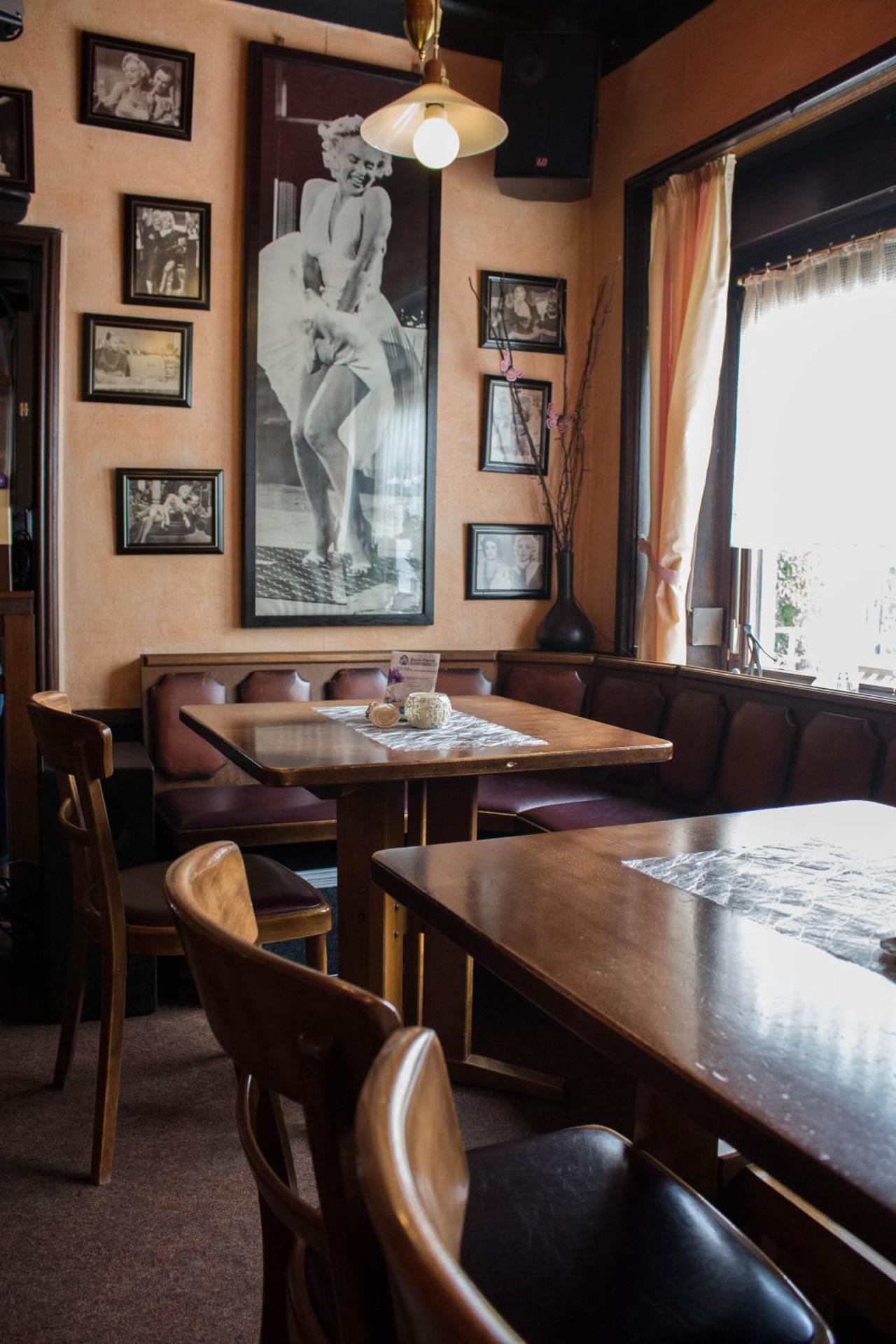 Restaurant/places to eat