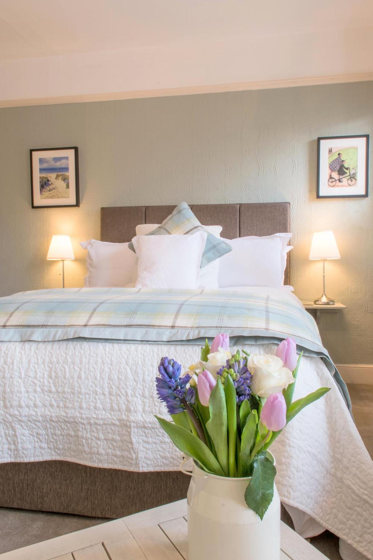 April House Weybridge - Boutique Guesthouse