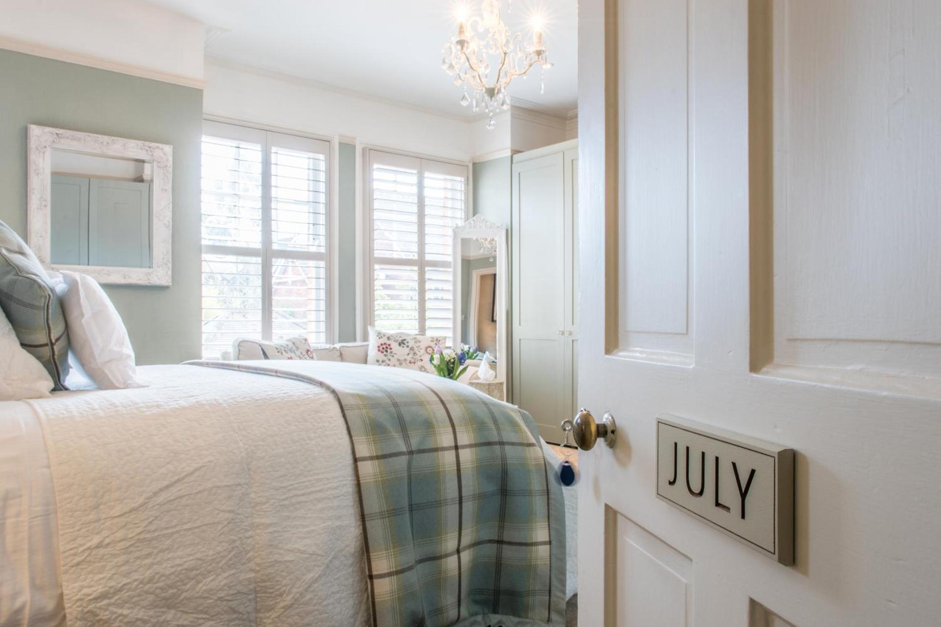 April House Weybridge - Boutique Guesthouse