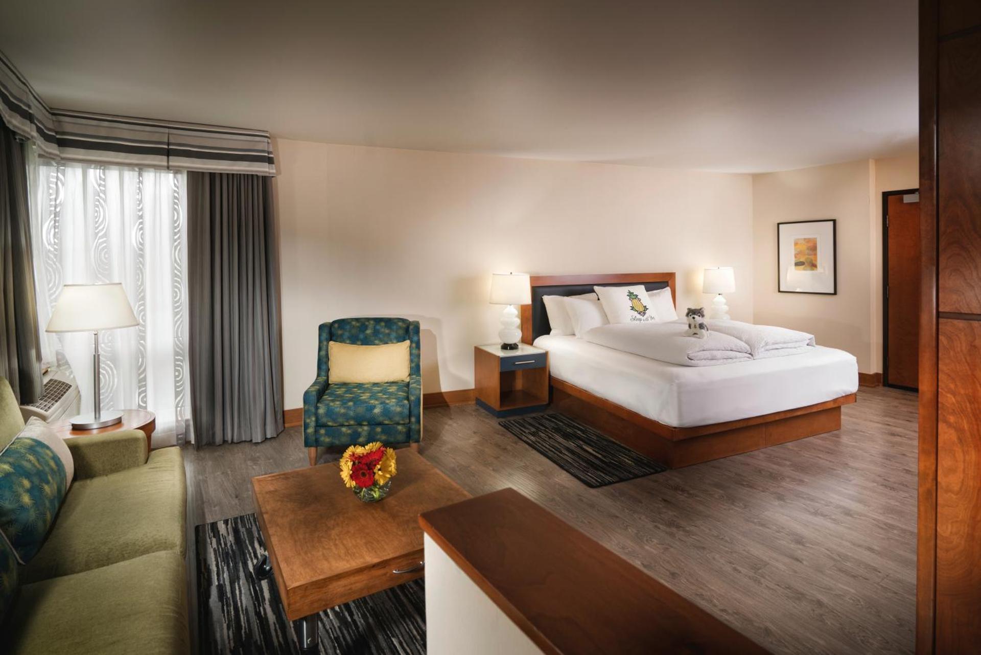 Photo of the whole room