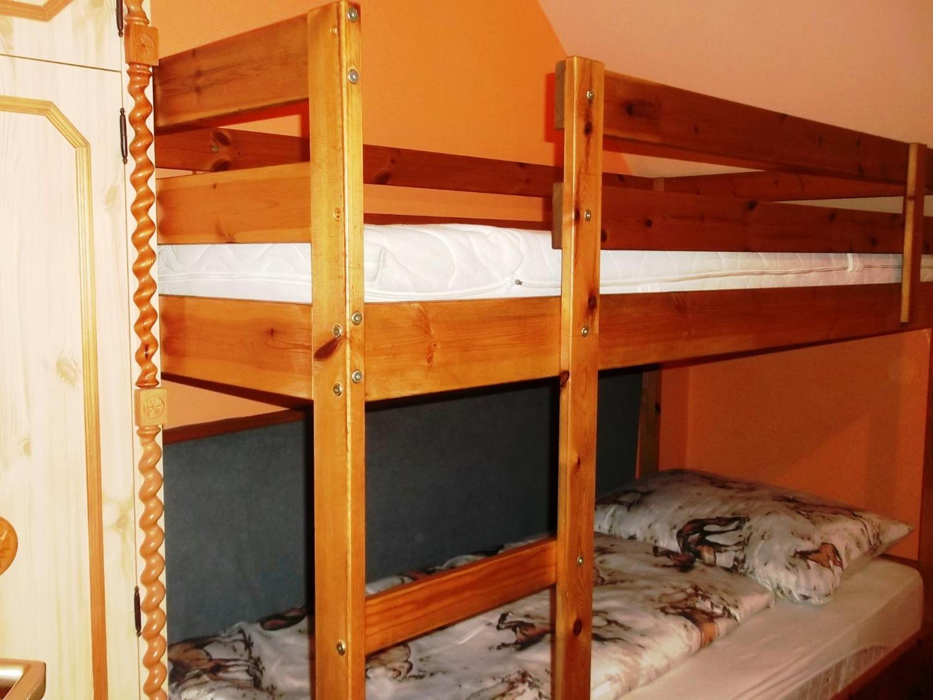 bunk bed