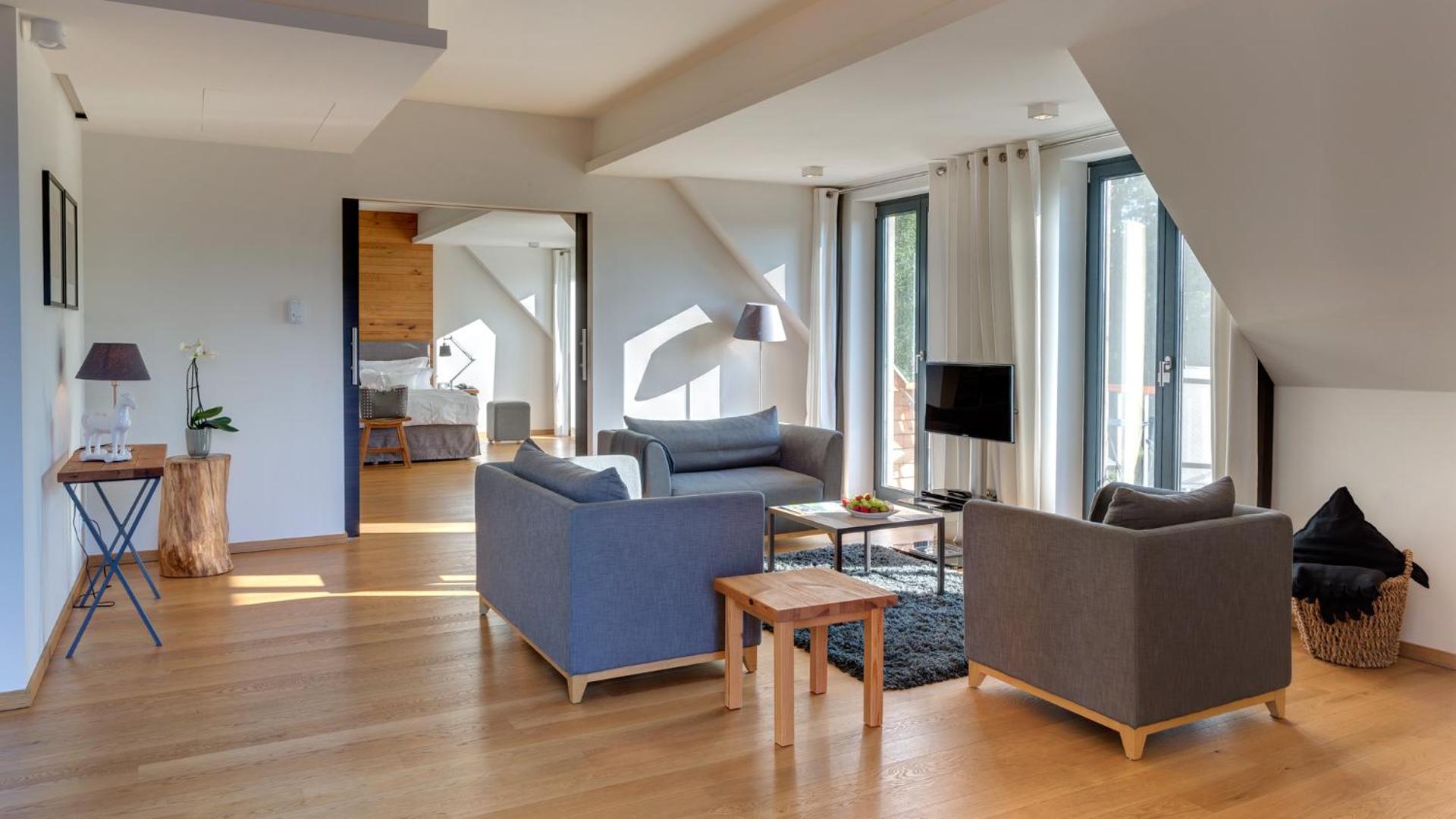 Photo of the whole room