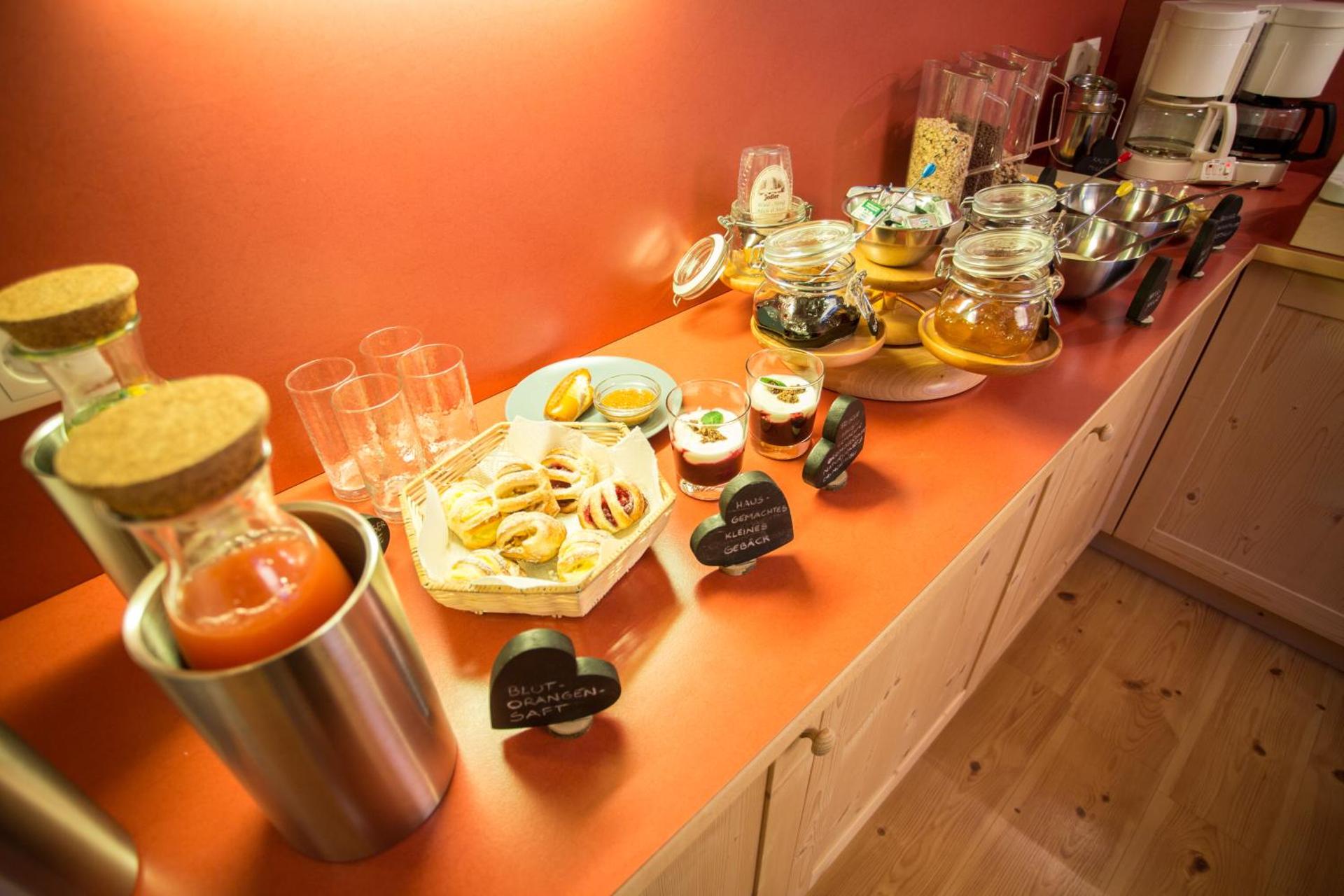 Continental breakfast