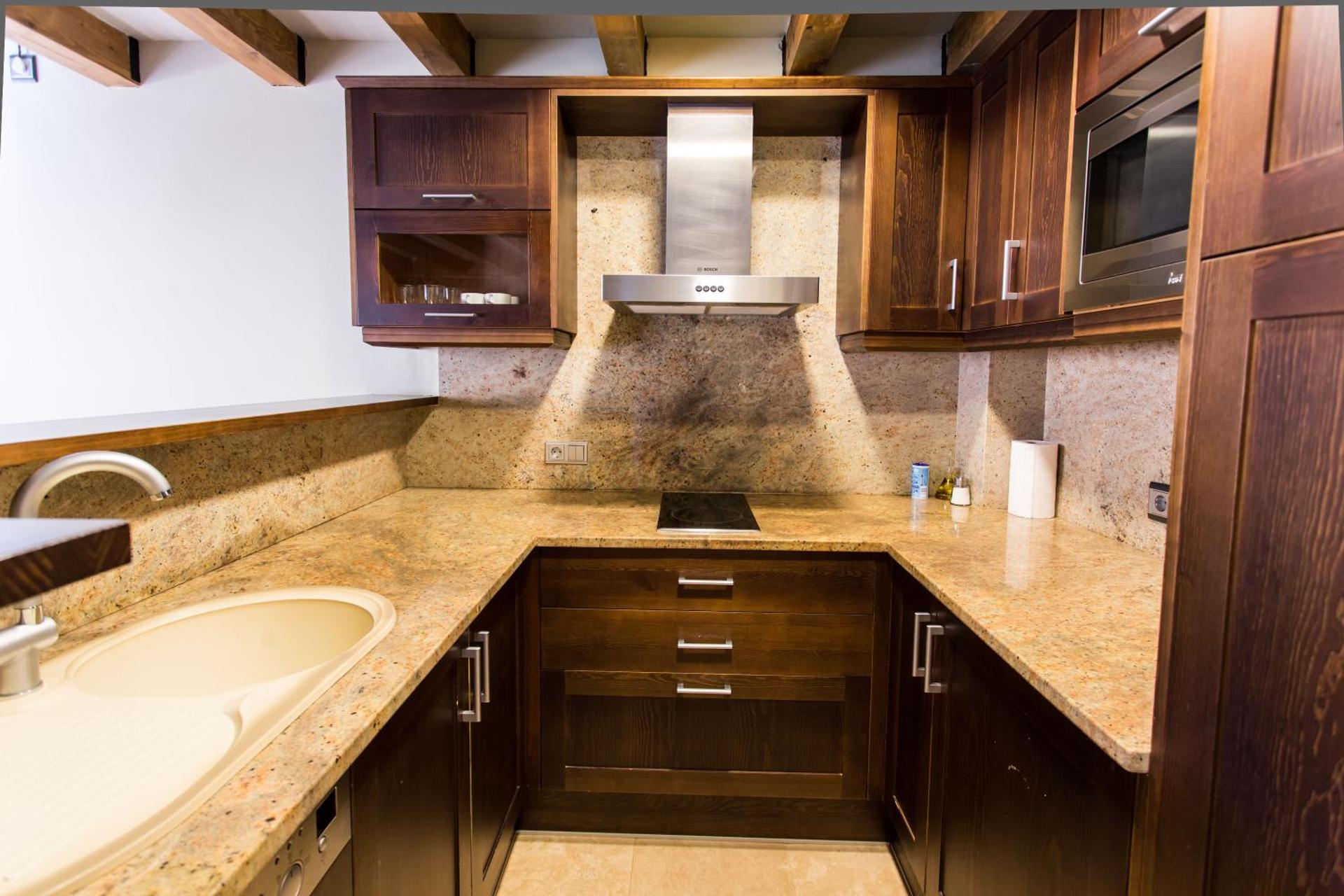 Kitchen or kitchenette