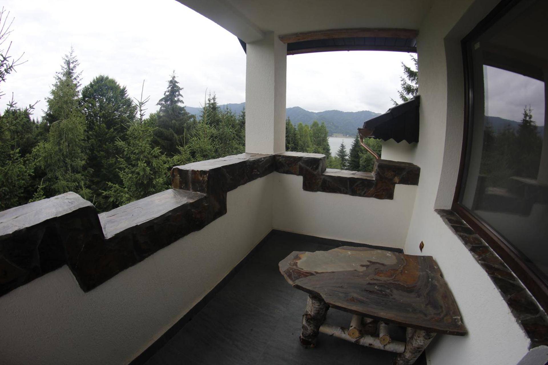 Casa Laur cu plajă privată