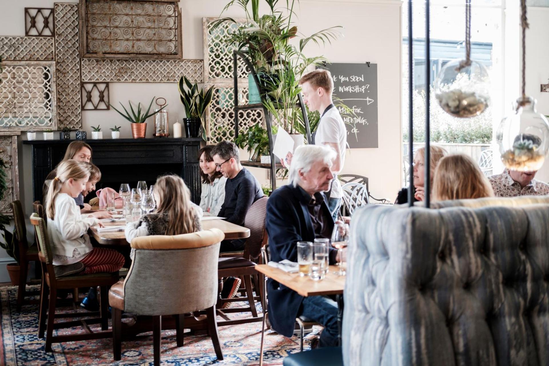 Restaurant/places to eat