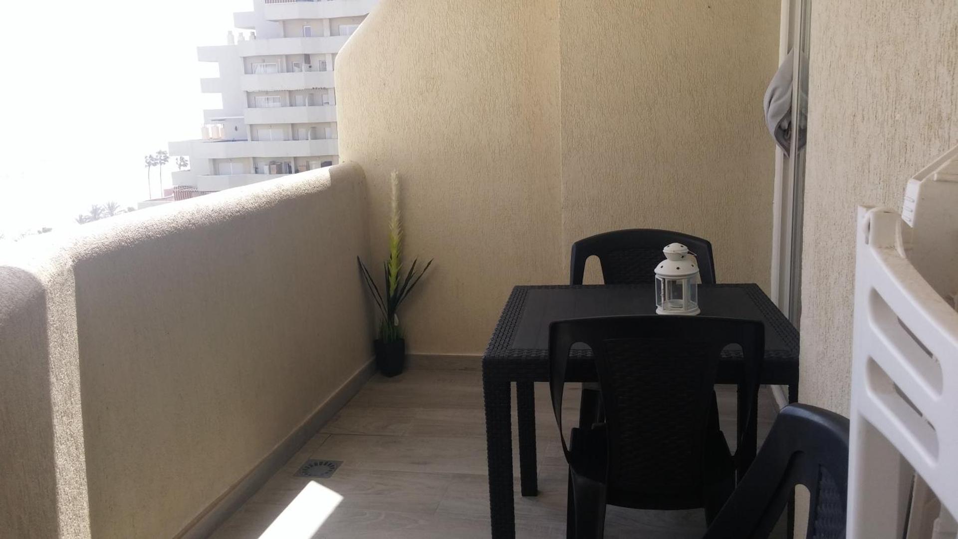 Benalbeach Apartment Ana