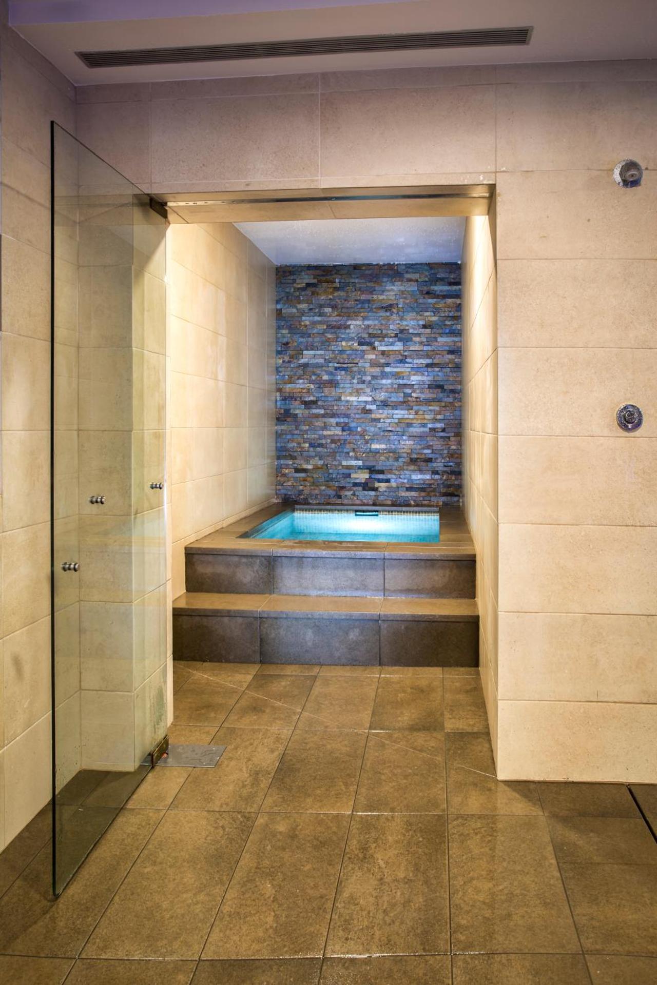 Spa and wellness centre/facilities