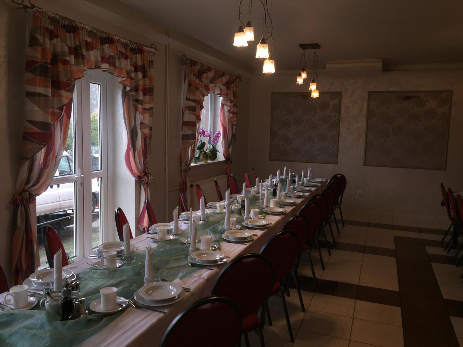 Restaurant/places to eat