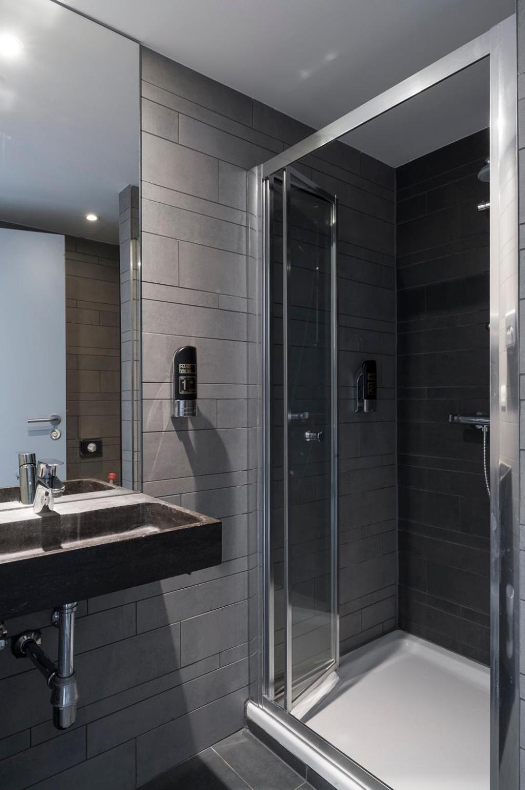 Brxxl 5 City Centre Hostel