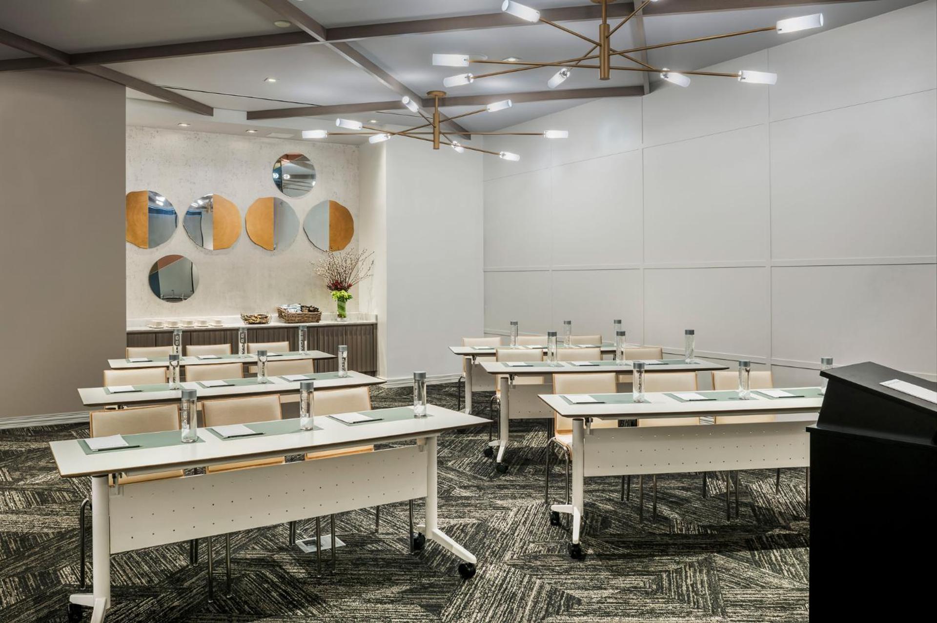 Hotel Zero Degrees Danbury