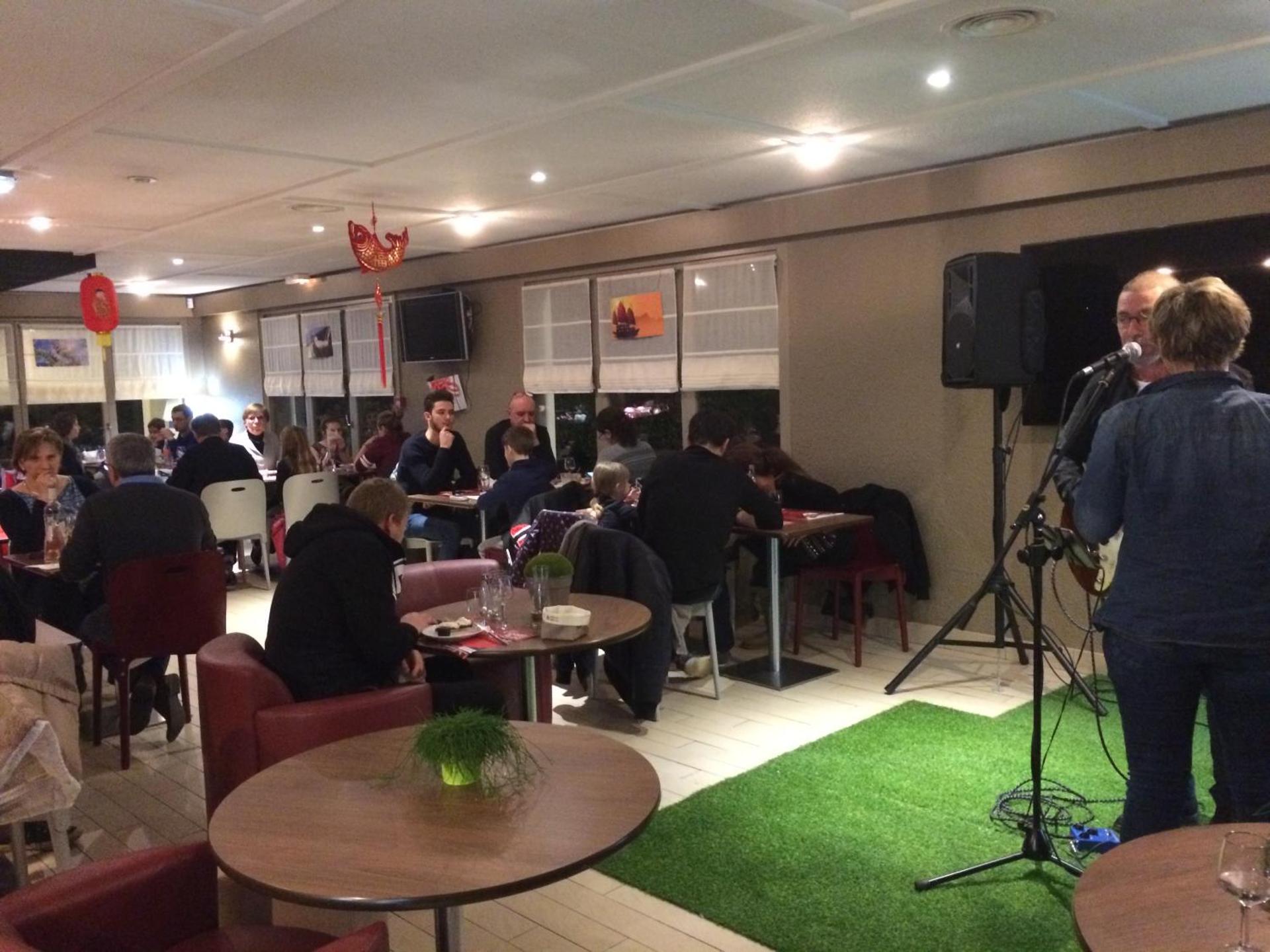 Communal lounge/ TV room