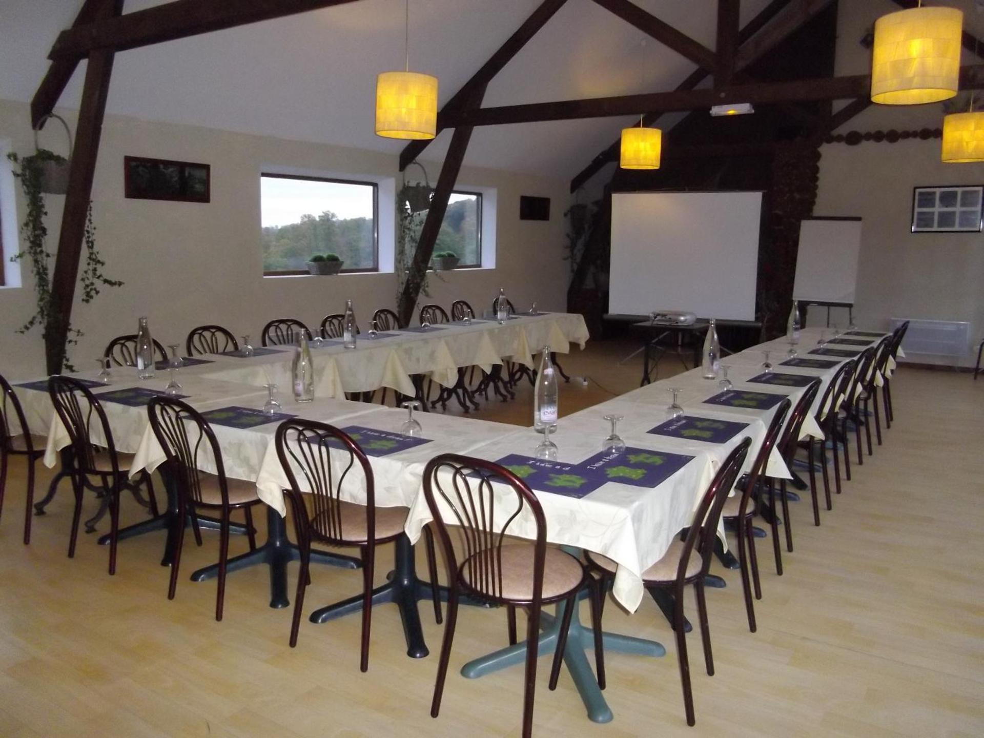 Meeting/conference room