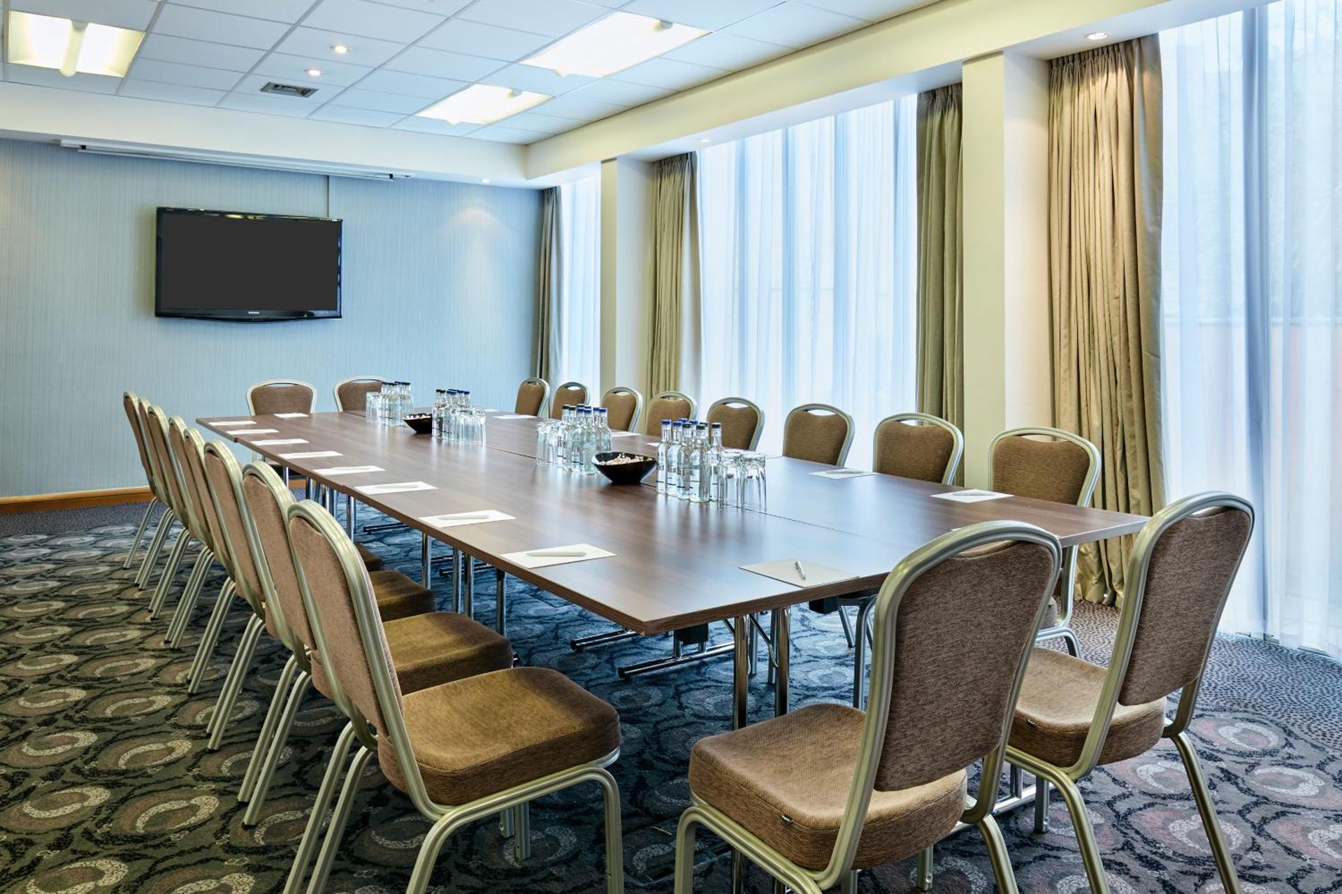 Meeting/conference room