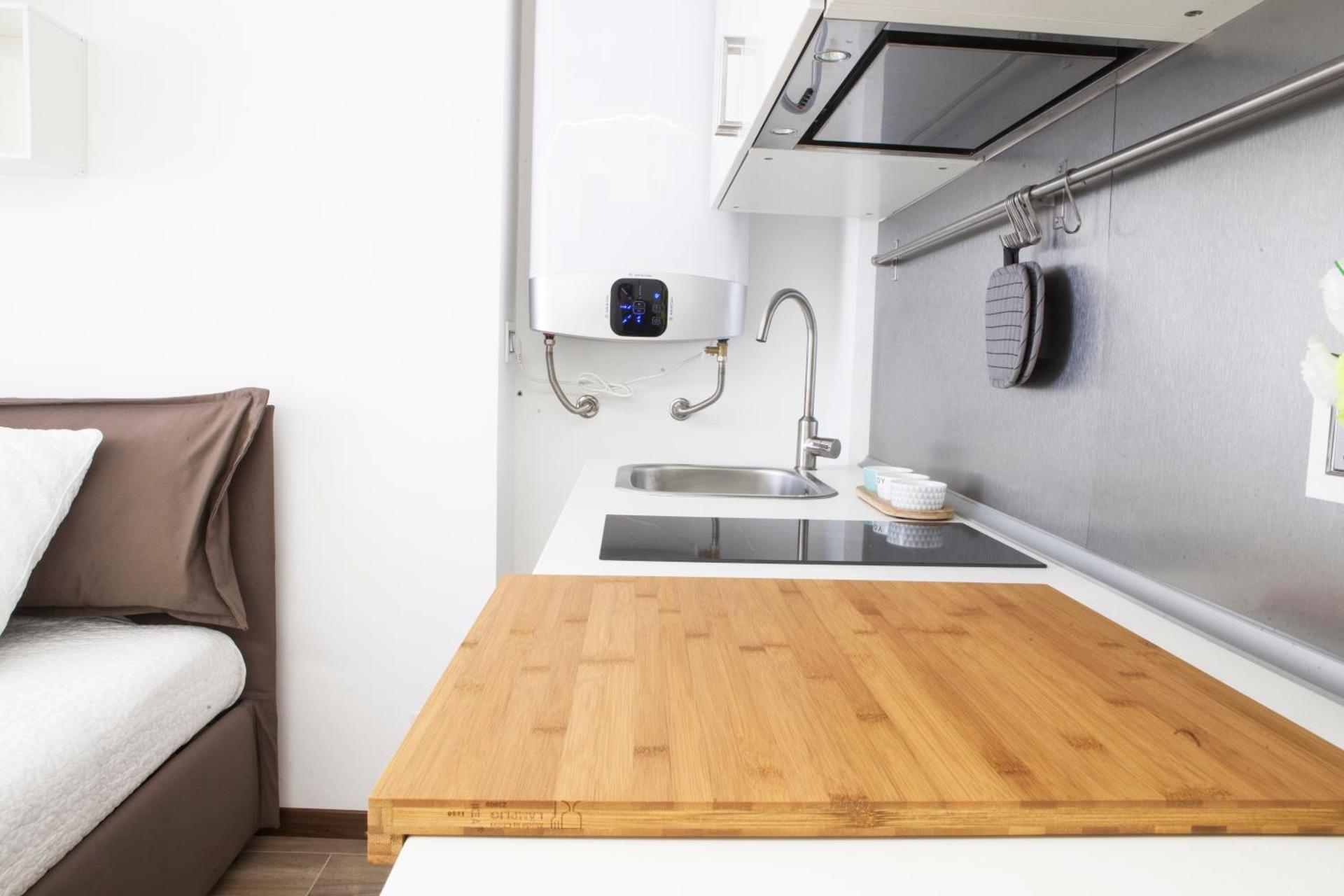 Kitchen or kitchenette