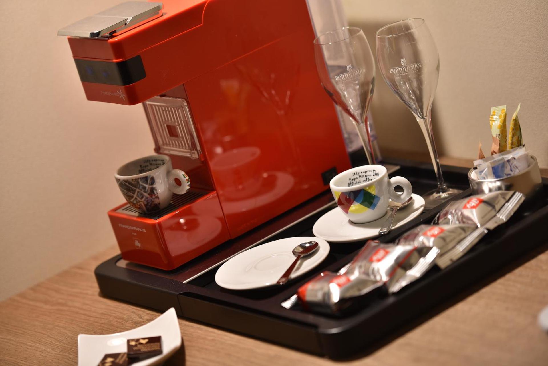 Coffee/tea facilities