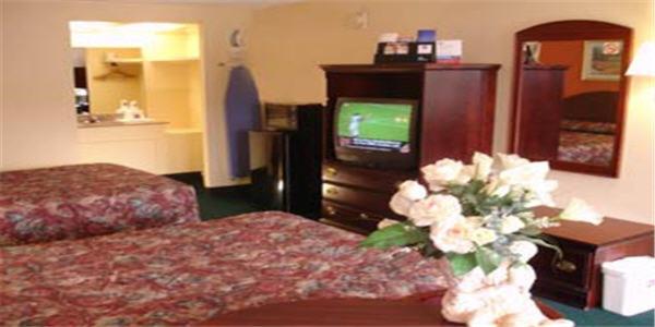 Double Room with Two Double Beds - Non-Smoking