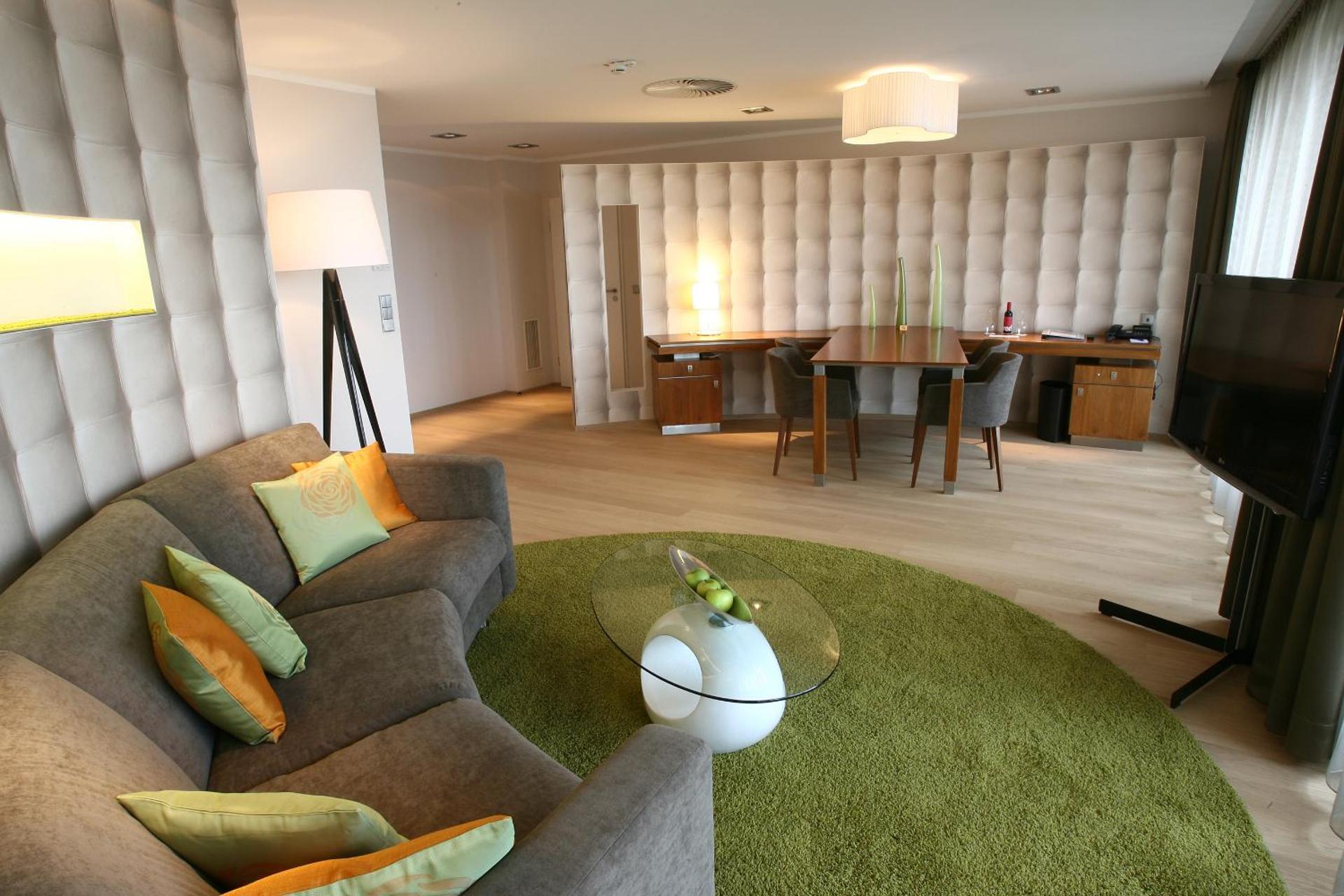 Photo of the whole room