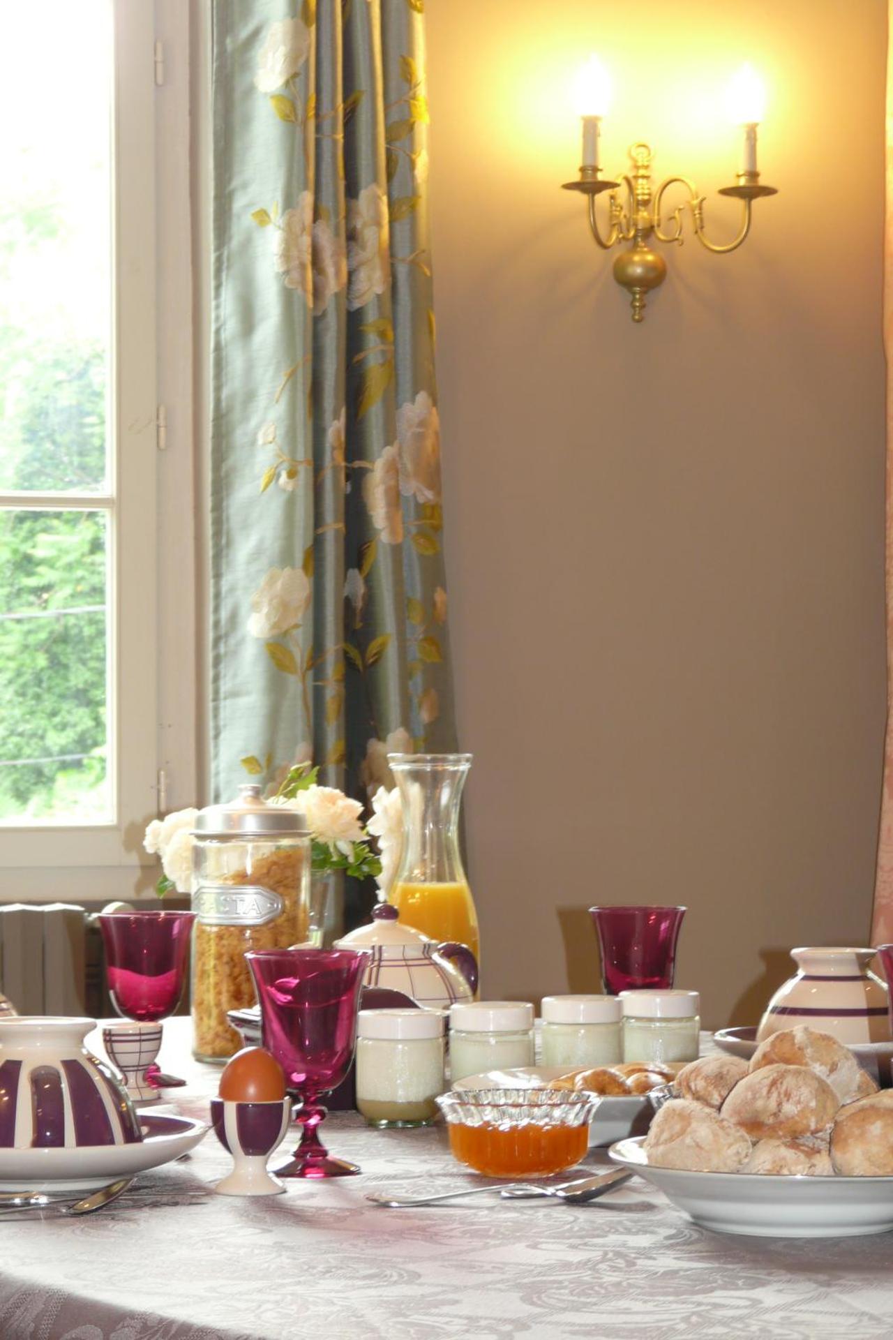 Continental breakfast