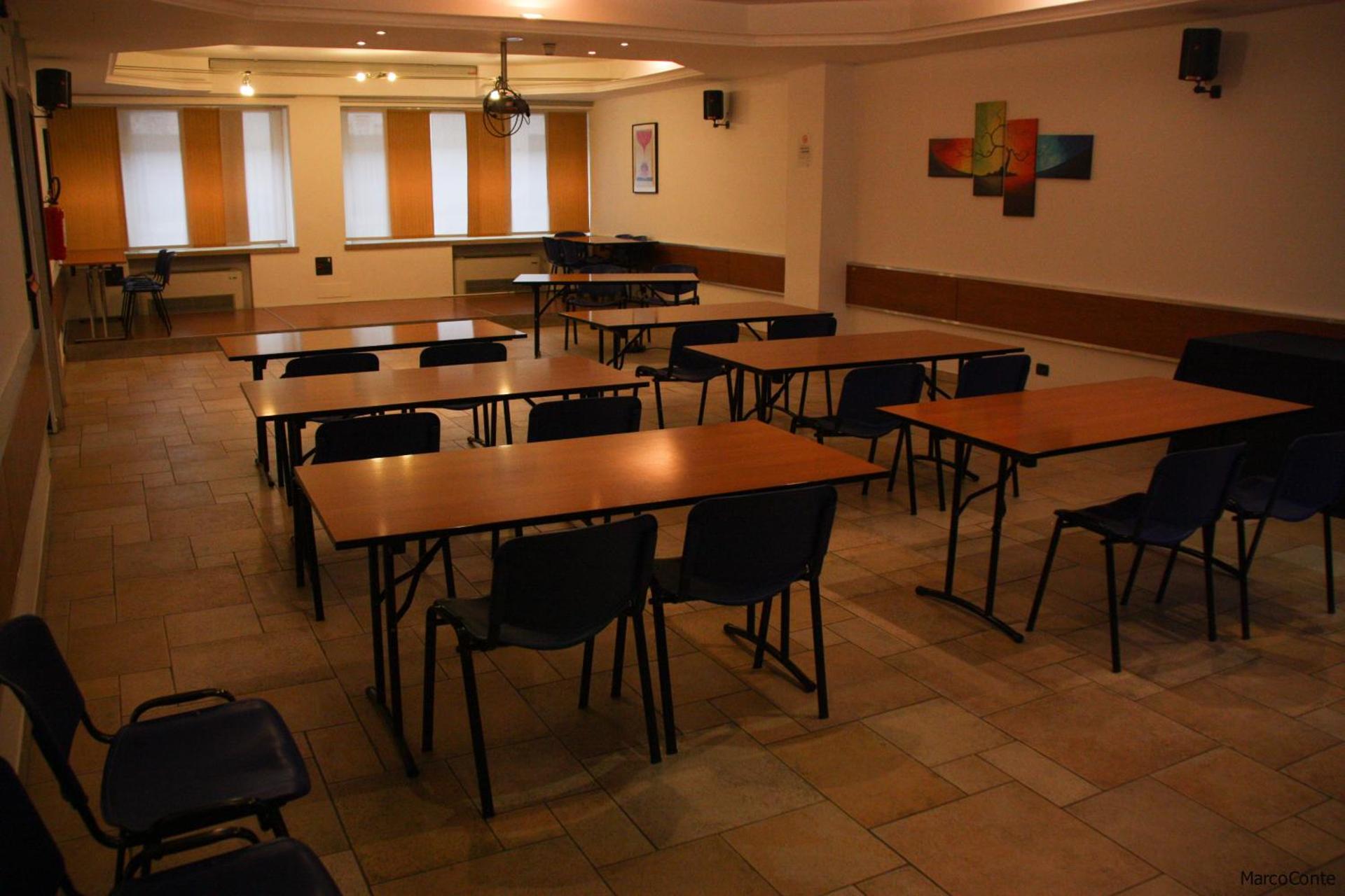 Meeting/conference room