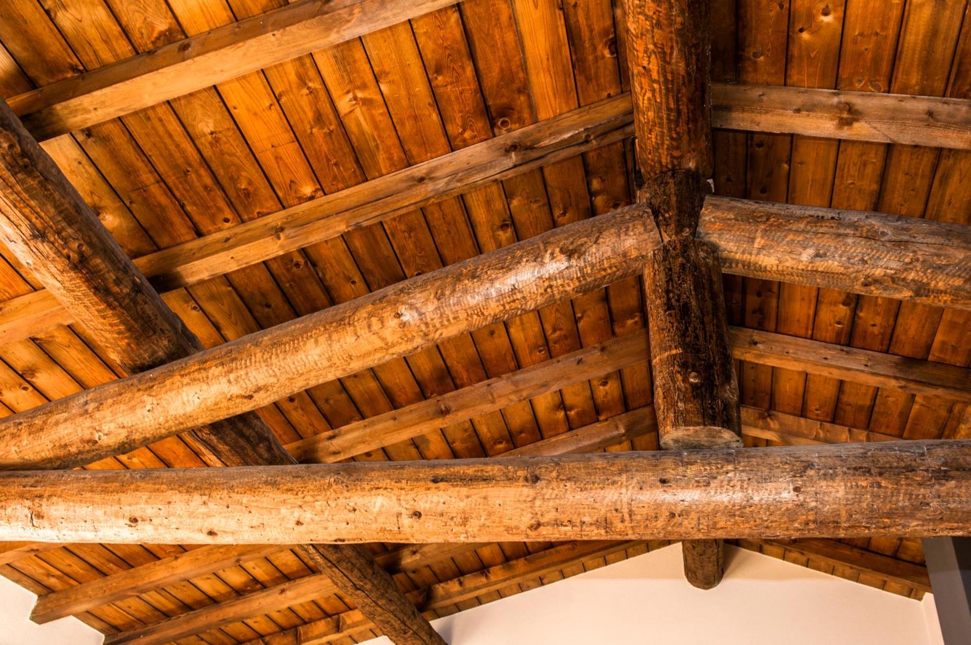 The Terrace on the Lake