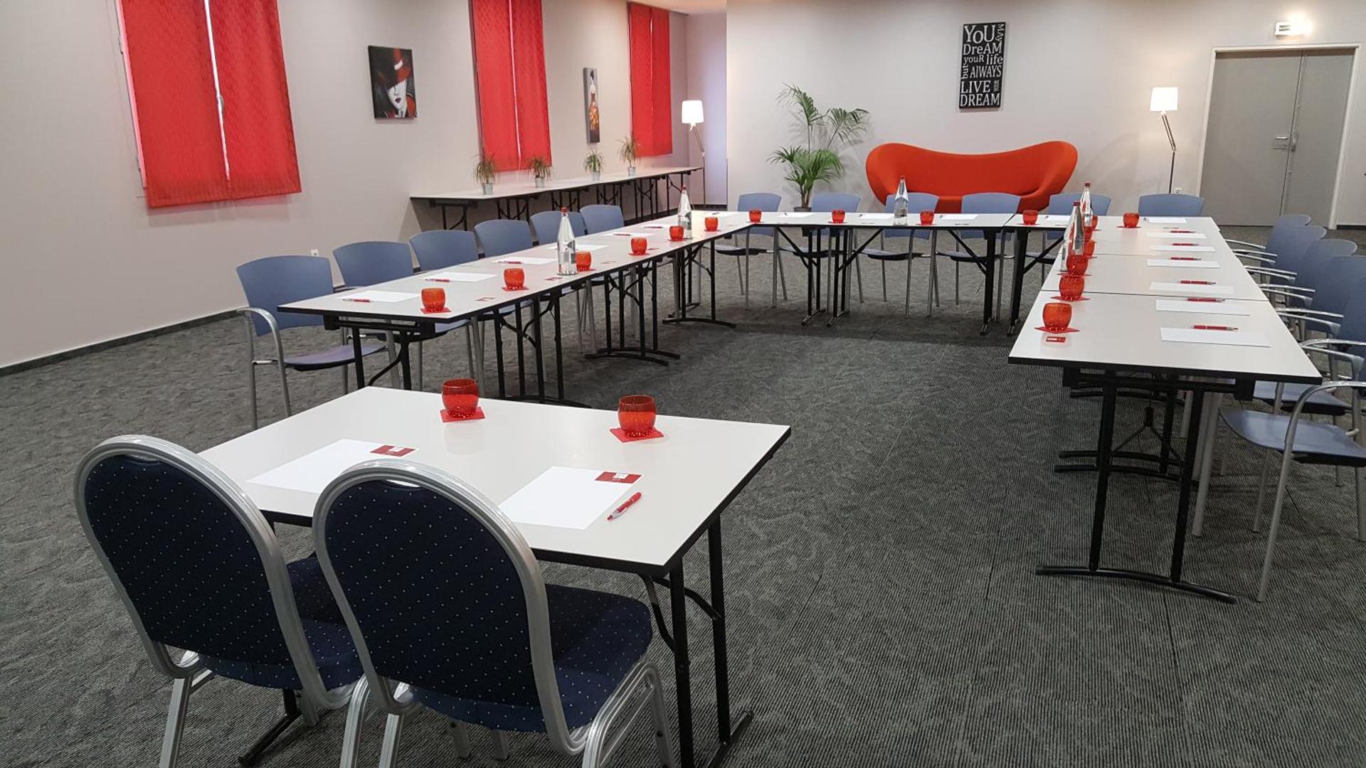 Meeting/conference room