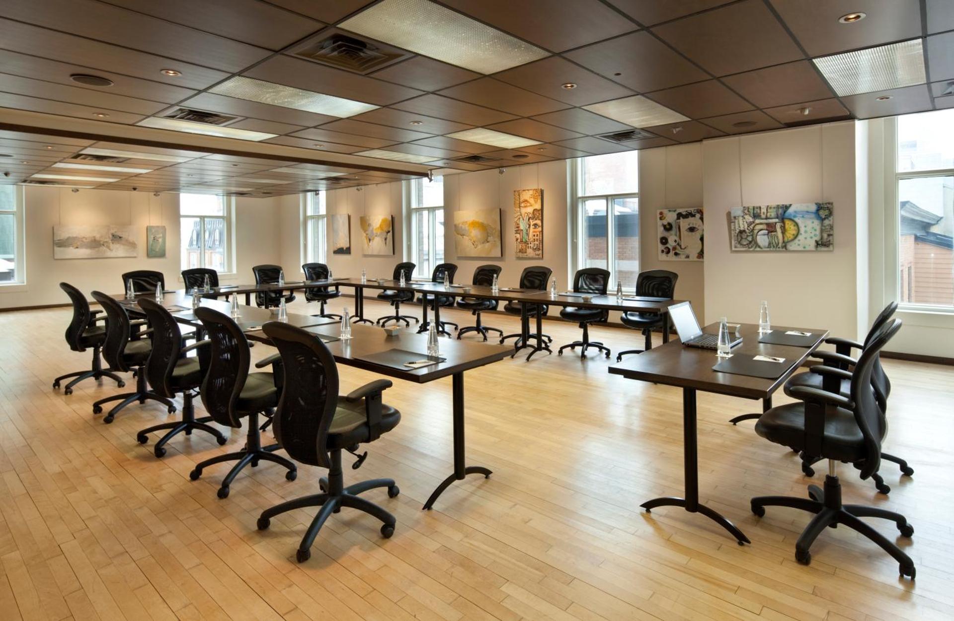 Meeting/conference room