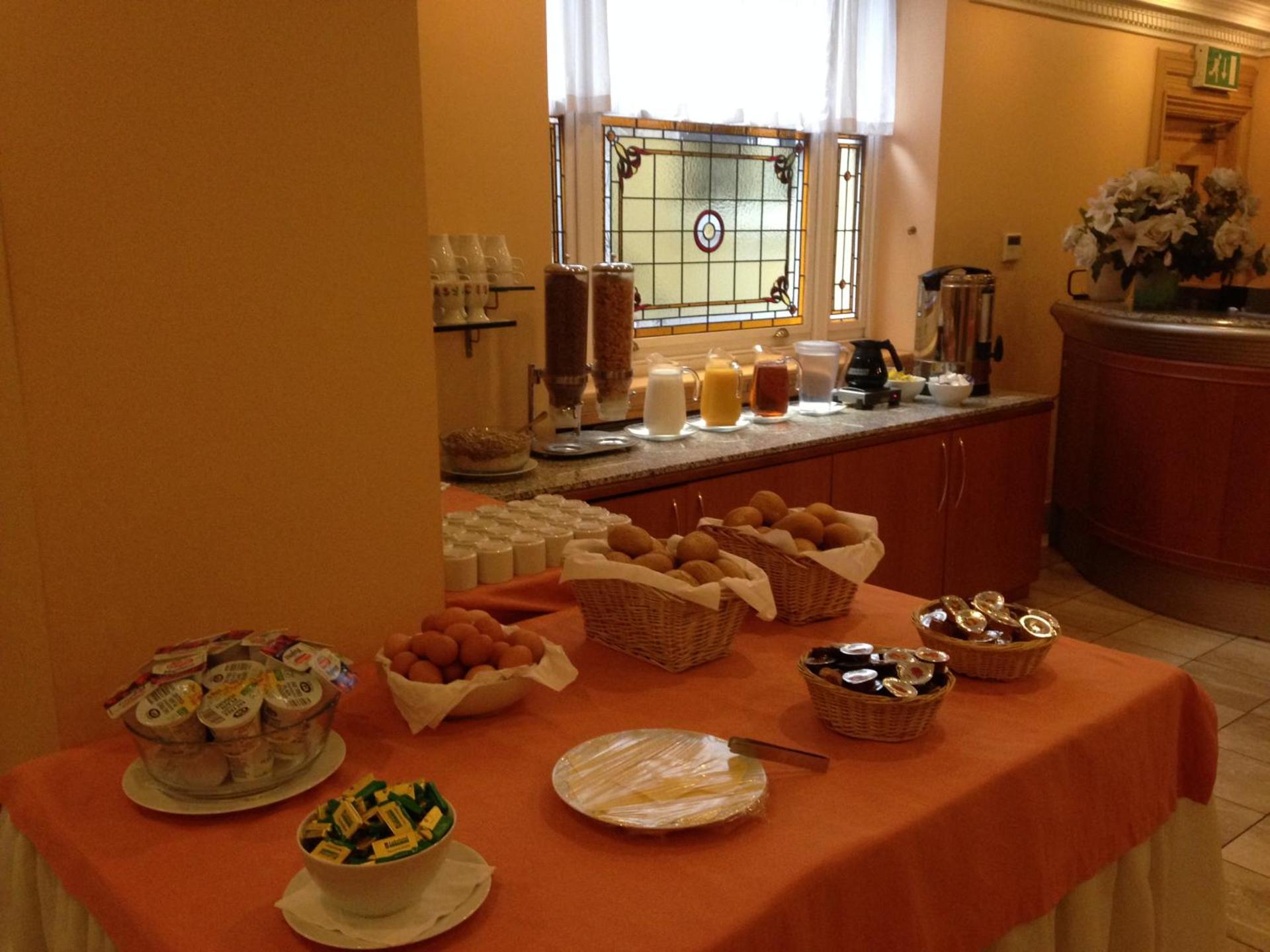 Continental breakfast