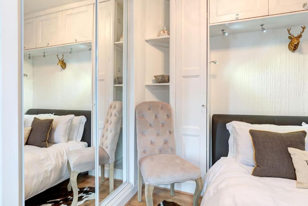 Fishermans flat - River view holiday home