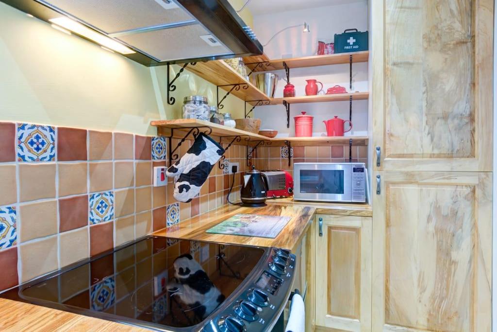 Fishermans flat - River view holiday home