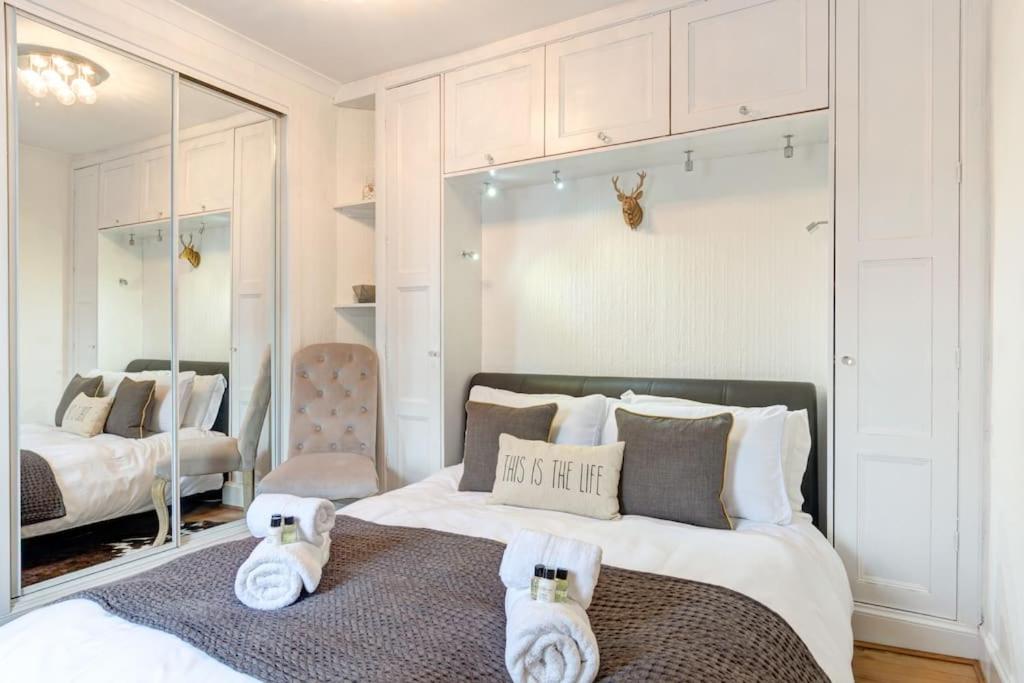 Fishermans flat - River view holiday home