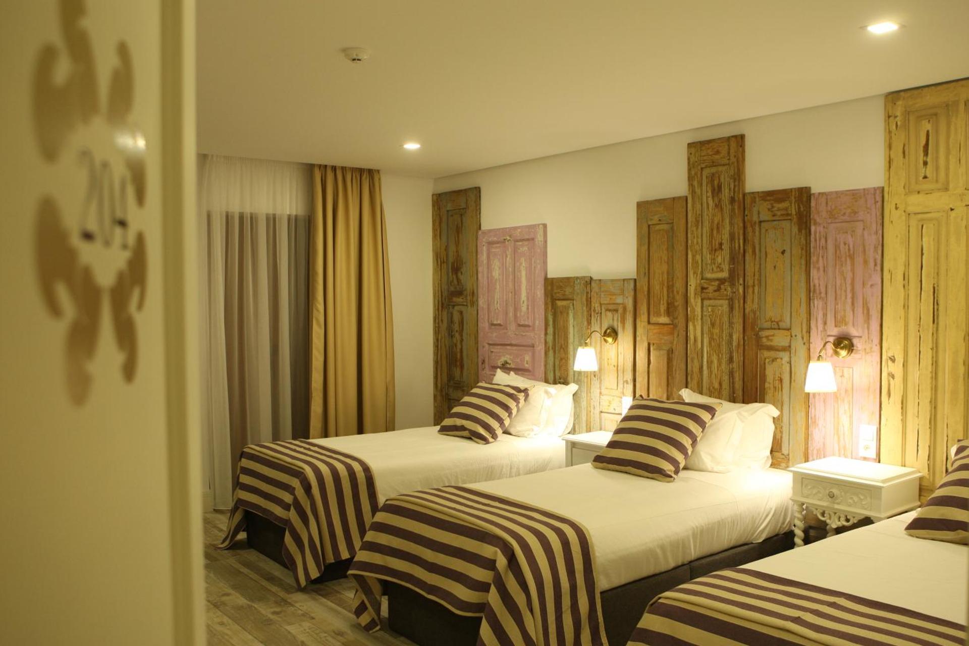 Triple Room with Balcony