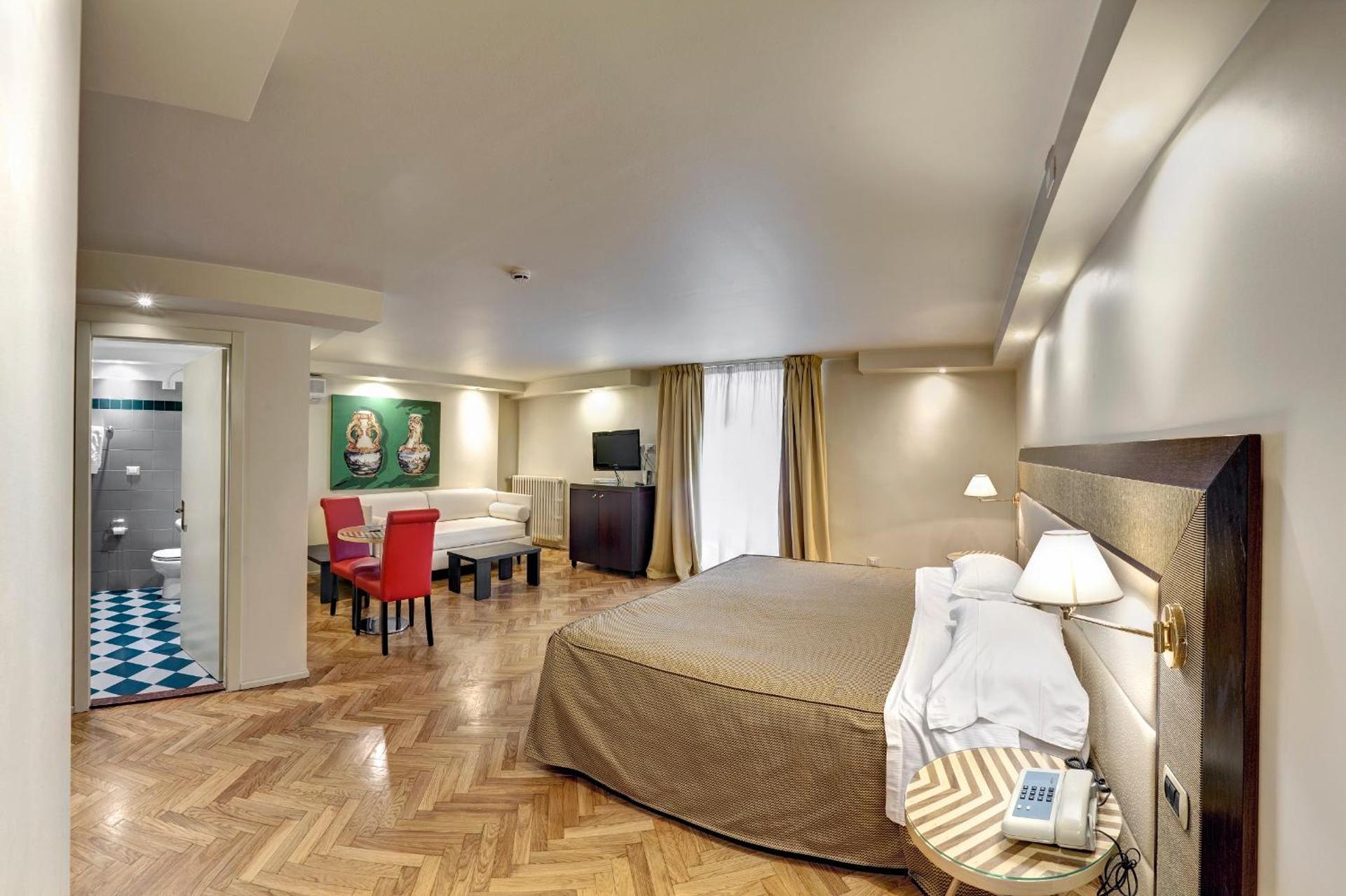 Photo of the whole room