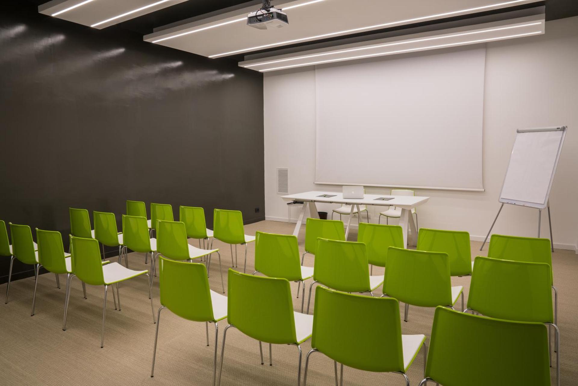 Meeting/conference room