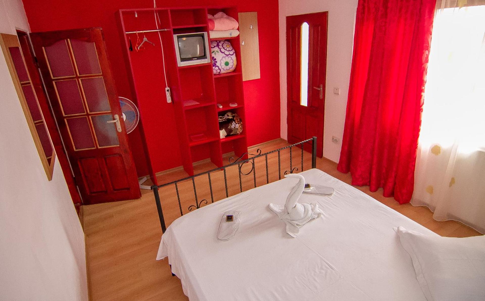 Camere de închiriat Doriana