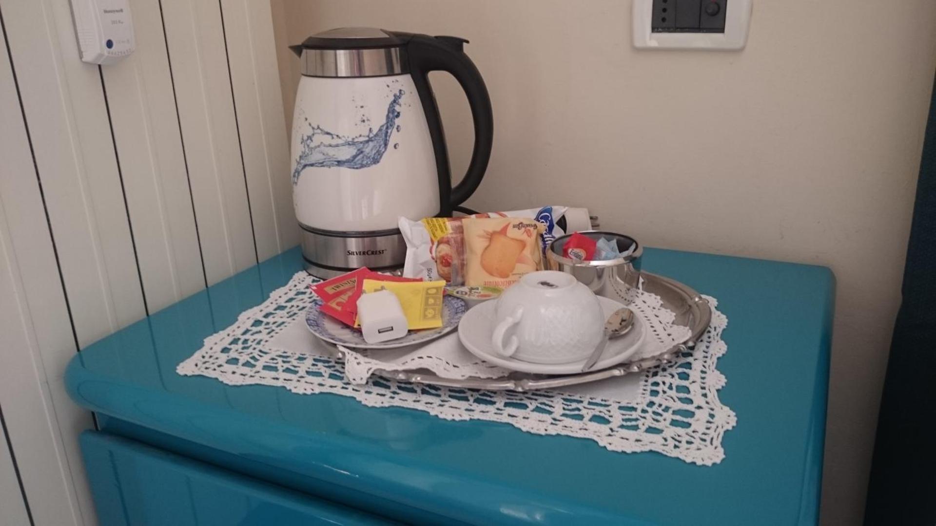 Coffee/tea facilities