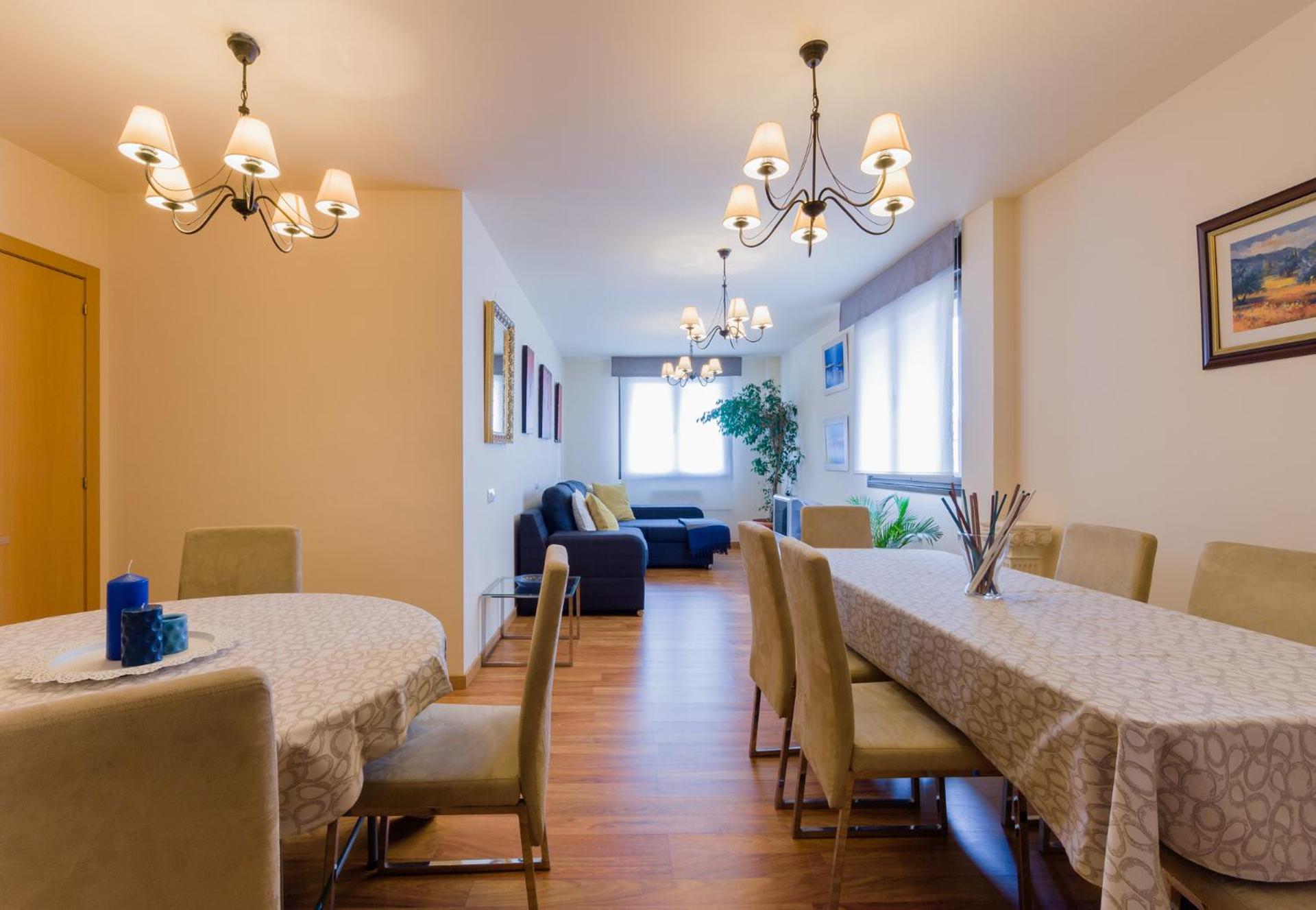 Communal lounge/ TV room