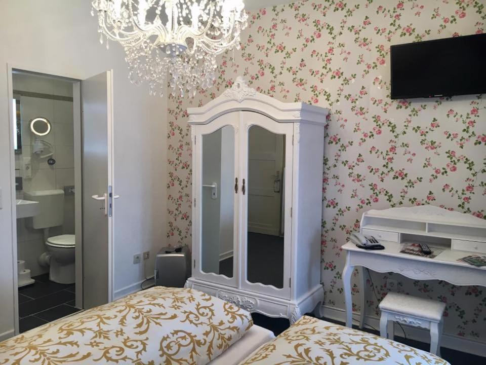 Kurvilla Fürstin Pauline