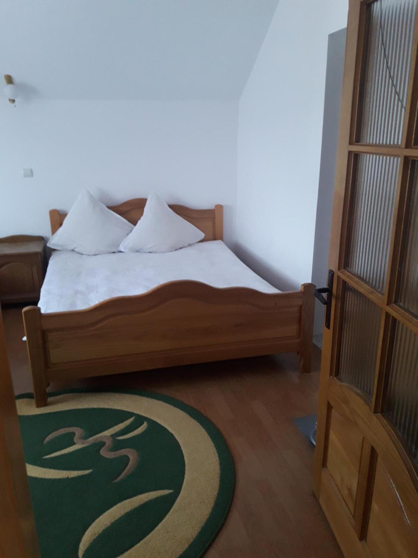 Standard Double Room with Shared Bathroom