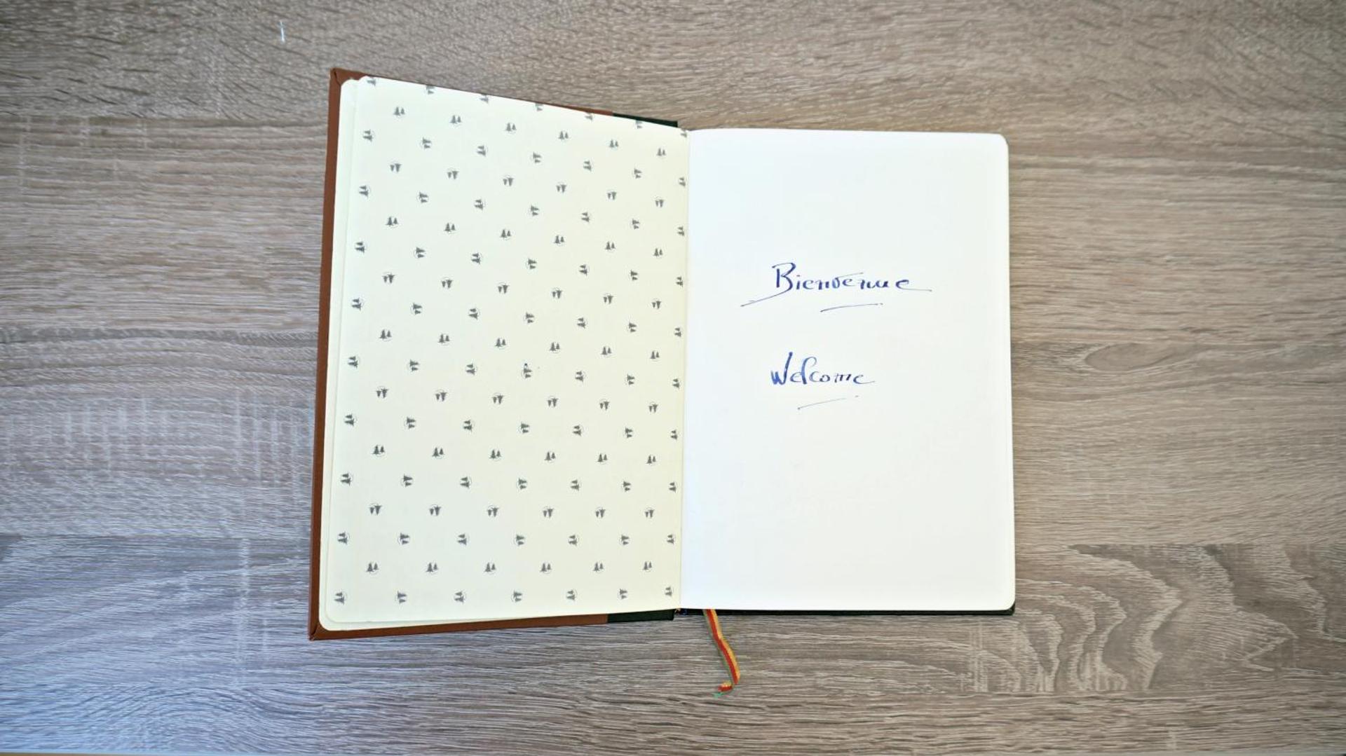 Logo/Certificate/Sign