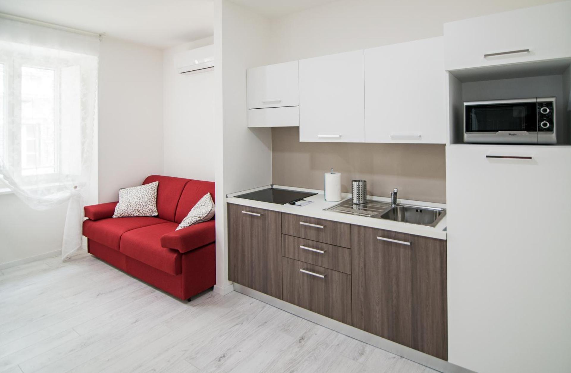 Kitchen or kitchenette