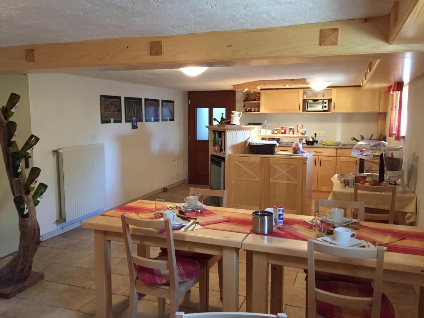 Zdjęcie 4: Weingut - Gästezimmer zum Schwalbennest