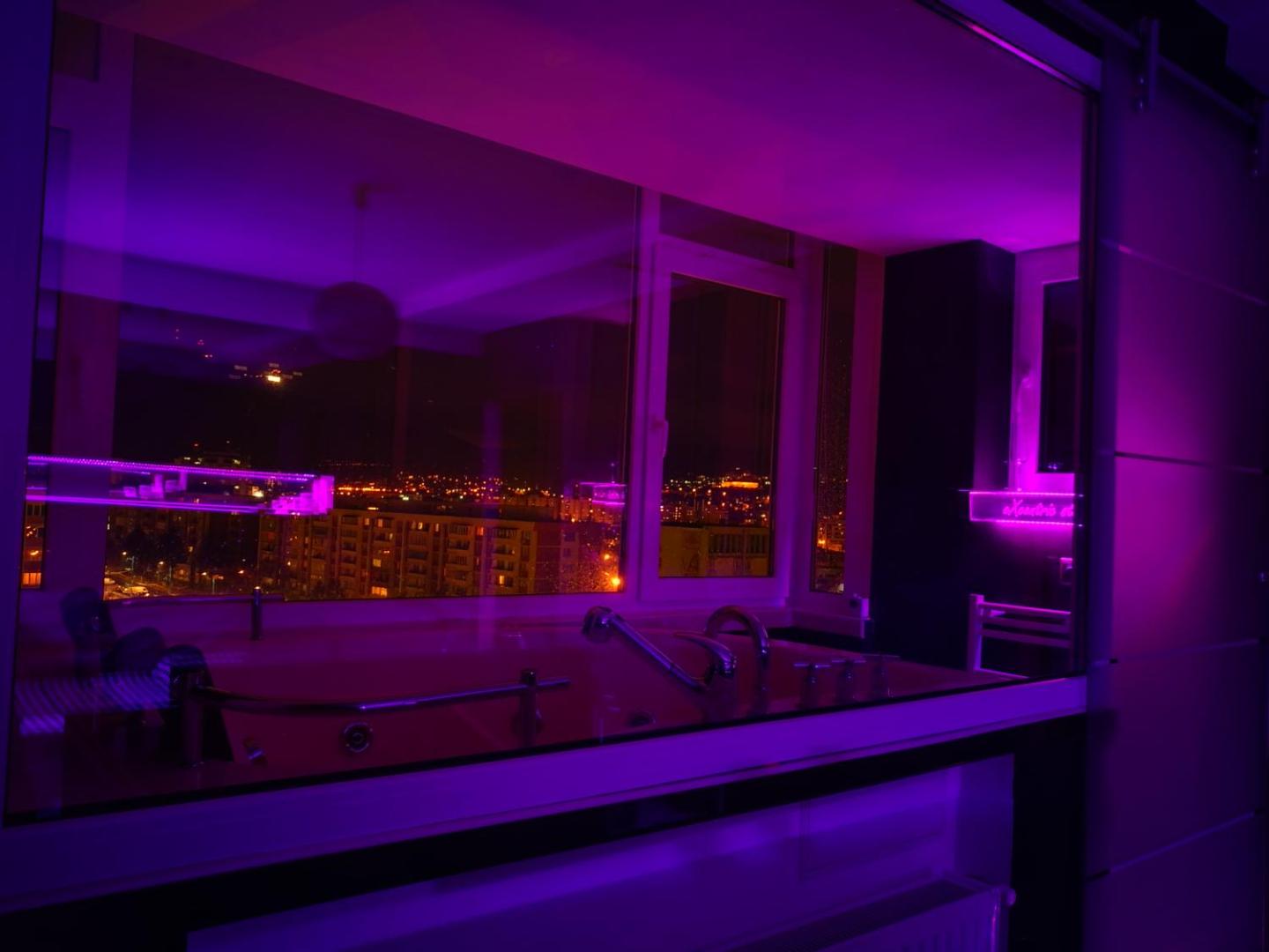 Fotografie 4: Panoramic Studio - Jacuzzi & Parking