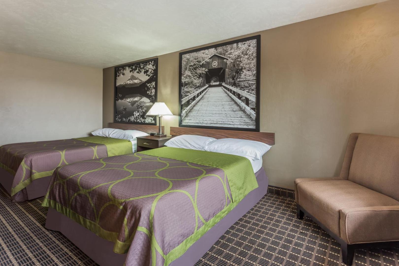 Foto 8: Super 8 by Wyndham Corvallis