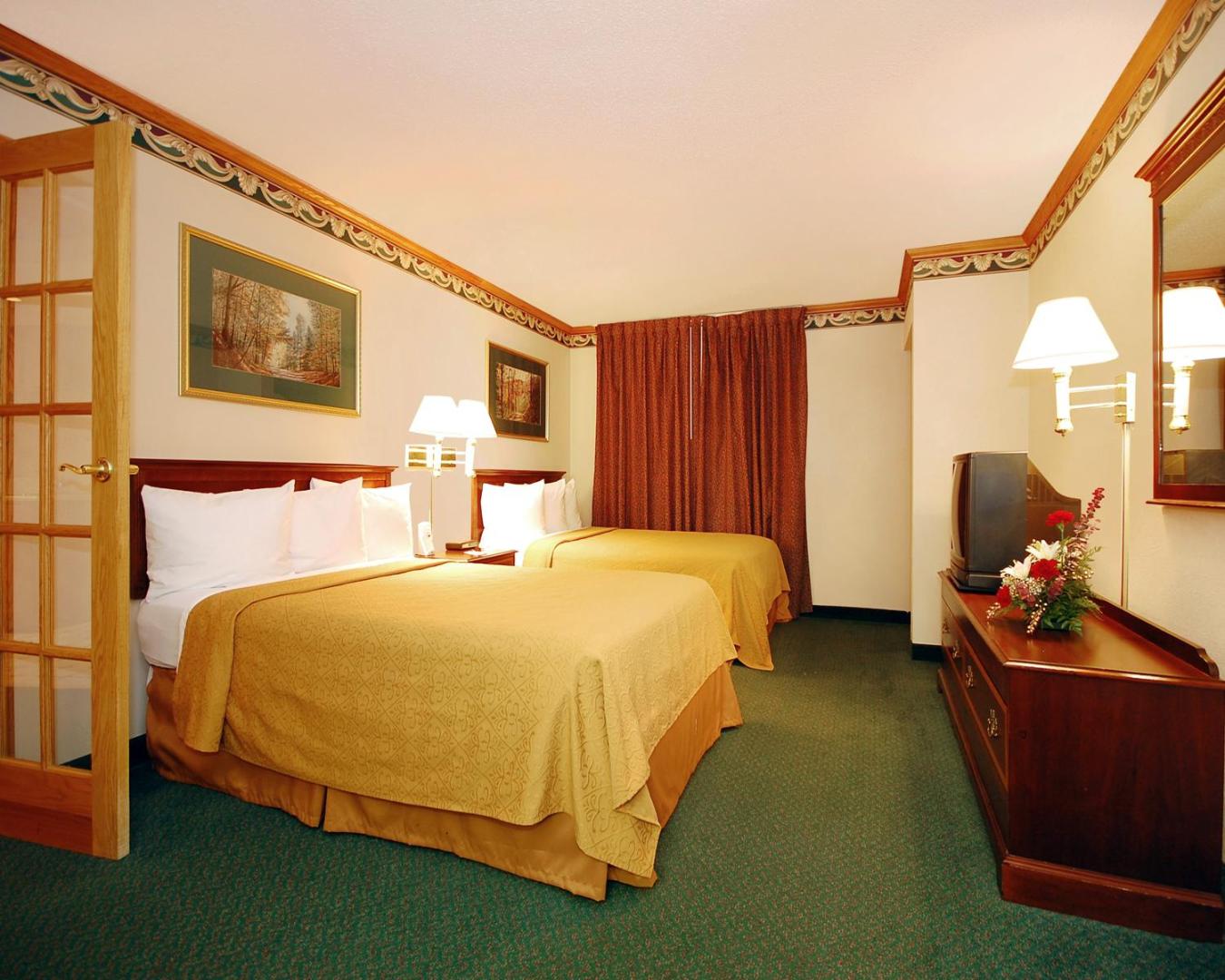 Foto 10: Ramada by Wyndham North Platte