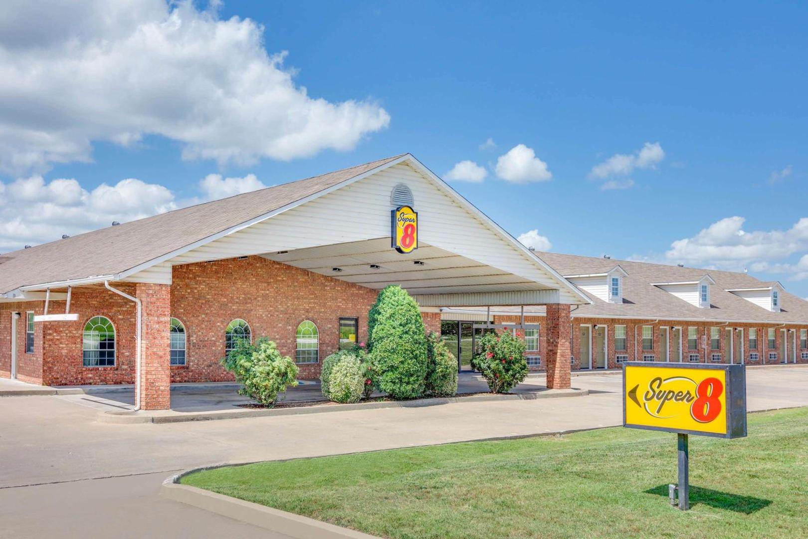 Foto 4: Super 8 by Wyndham Big Cabin/Vinita Area